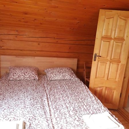 Зачаровані Карпати, Воловець Екстериор снимка